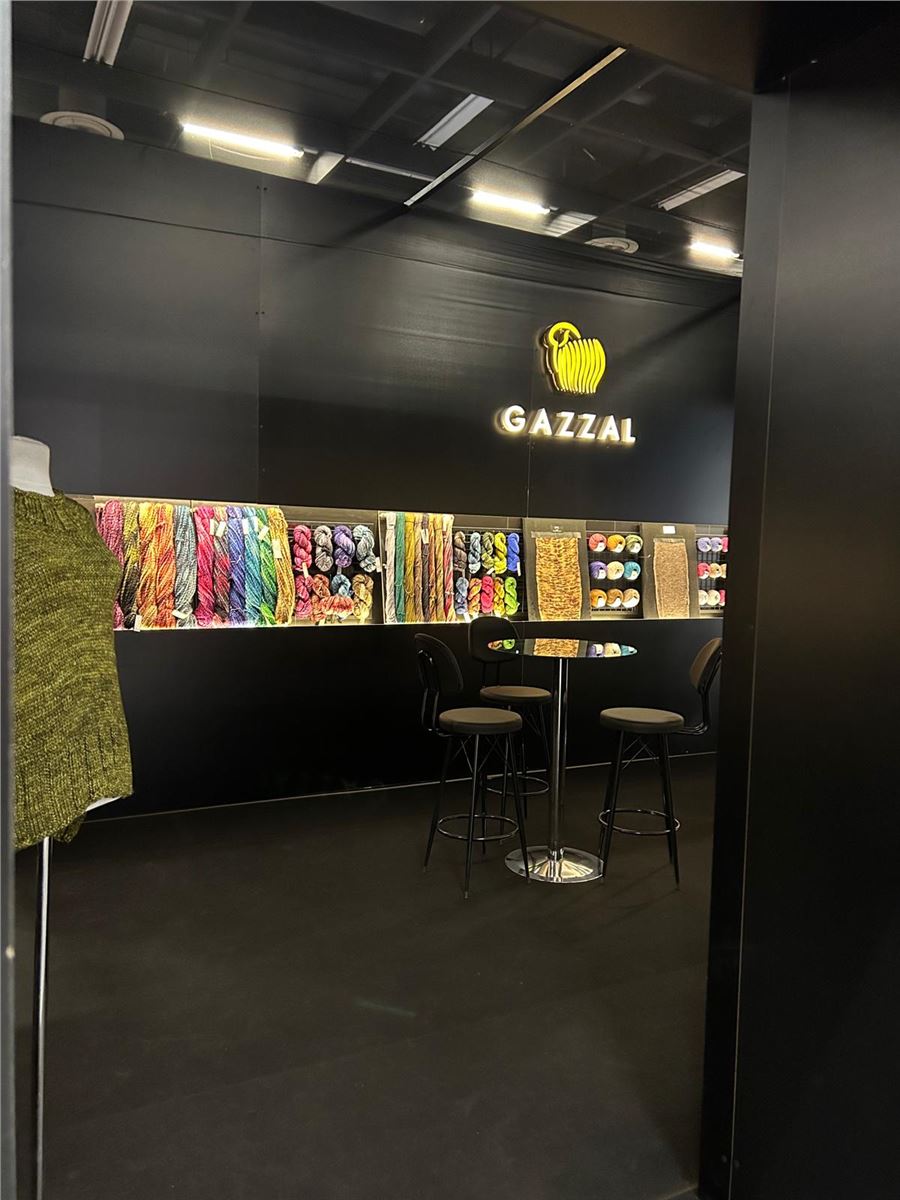 GAZZAL İPLİK STANDI 